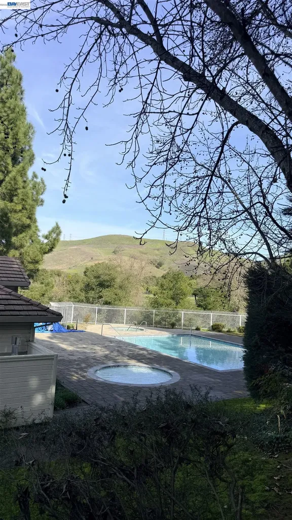 103 Tuscany Court Hercules CA 94547