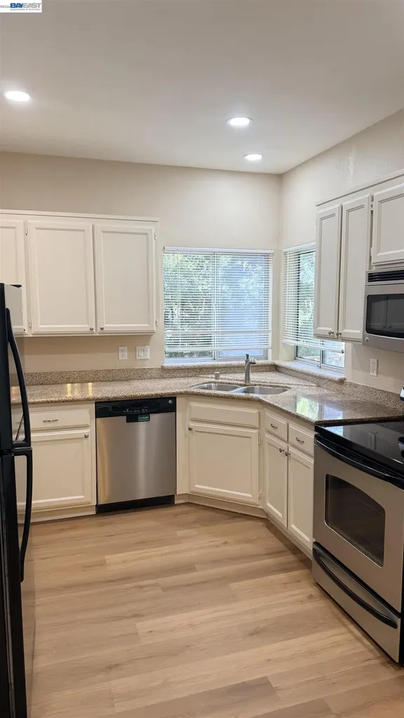 103 Tuscany Court Hercules CA 94547