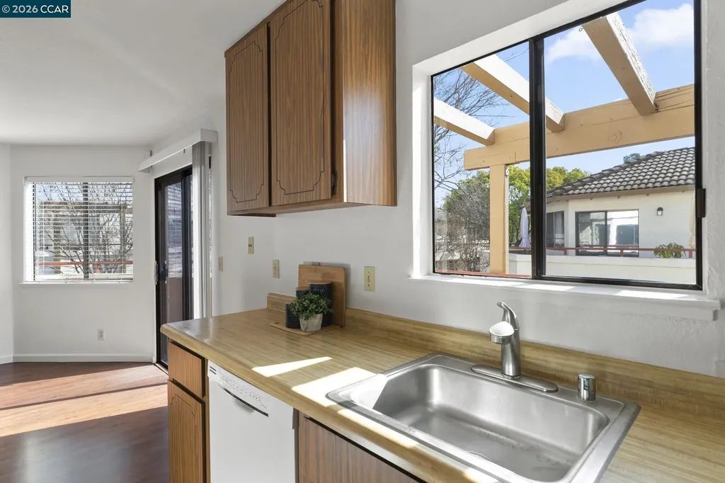 5060 Valley Crest Drive Concord CA 94521