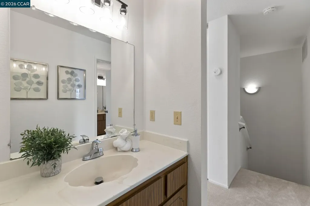 5060 Valley Crest Drive Concord CA 94521