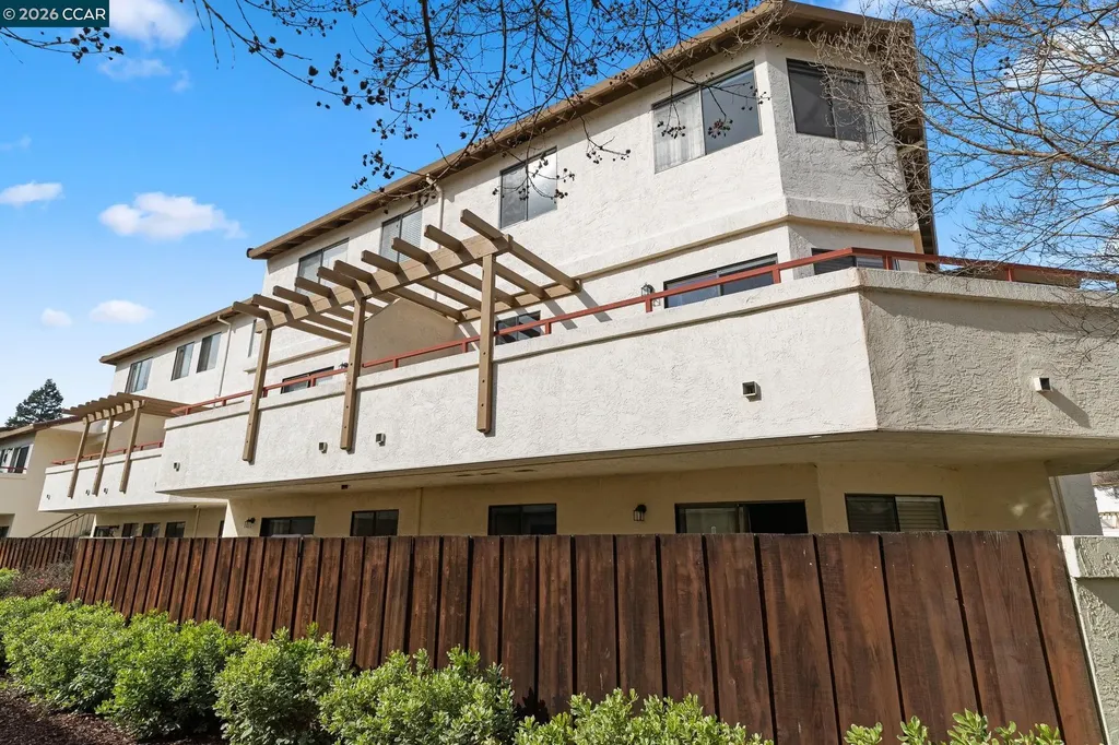 5060 Valley Crest Drive Concord CA 94521