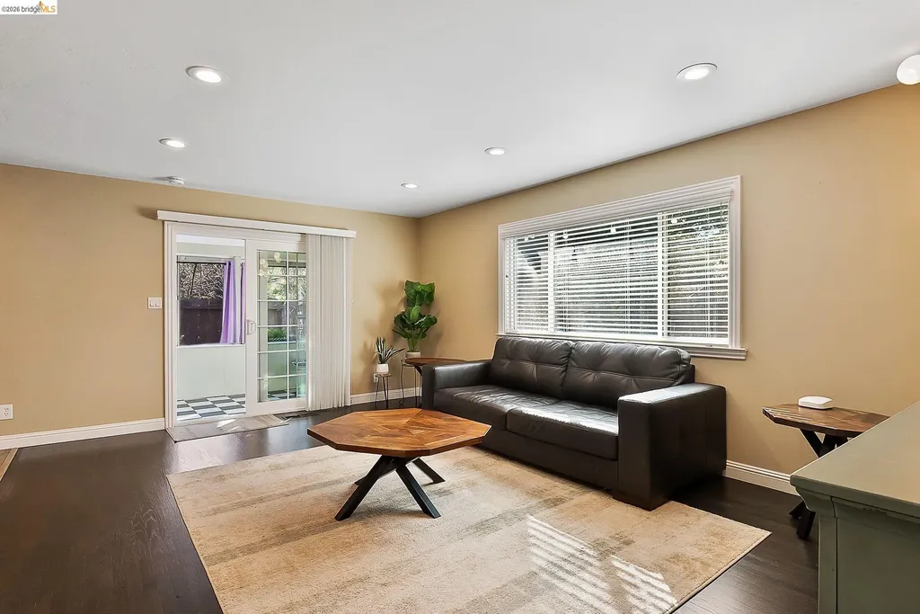 1777 Clayton Way Concord CA 94519