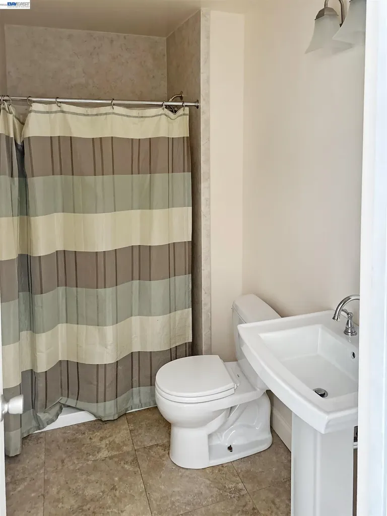 5335 Broadway Terrace Oakland CA 94618