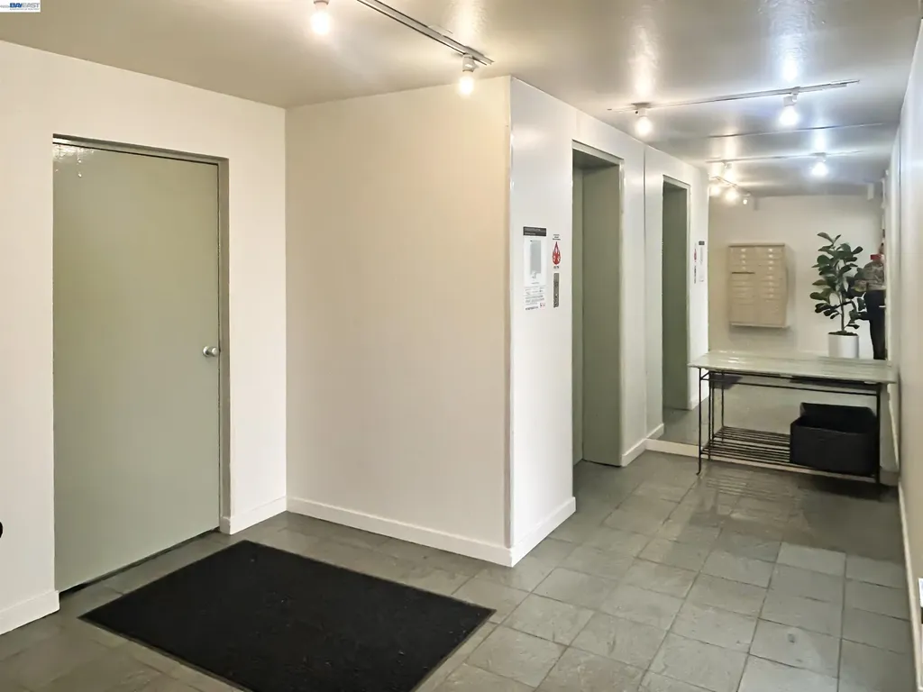 5335 Broadway Terrace Oakland CA 94618
