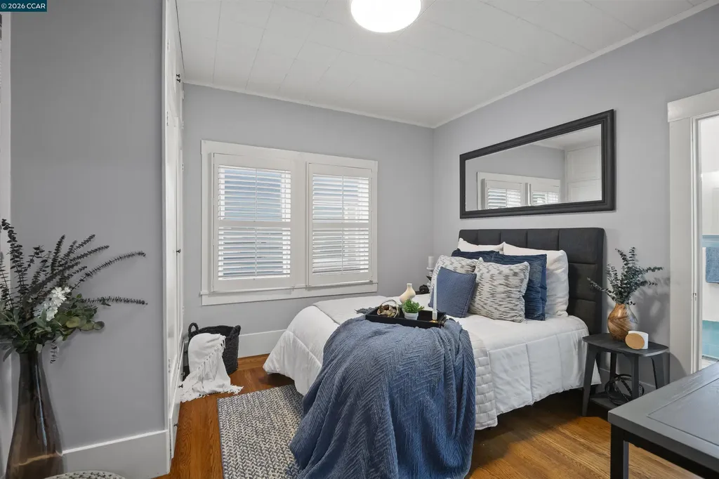 5428 Ruth Avenue Oakland CA 94601