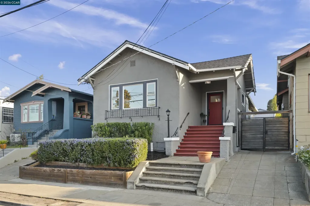 5428 Ruth Avenue Oakland CA 94601