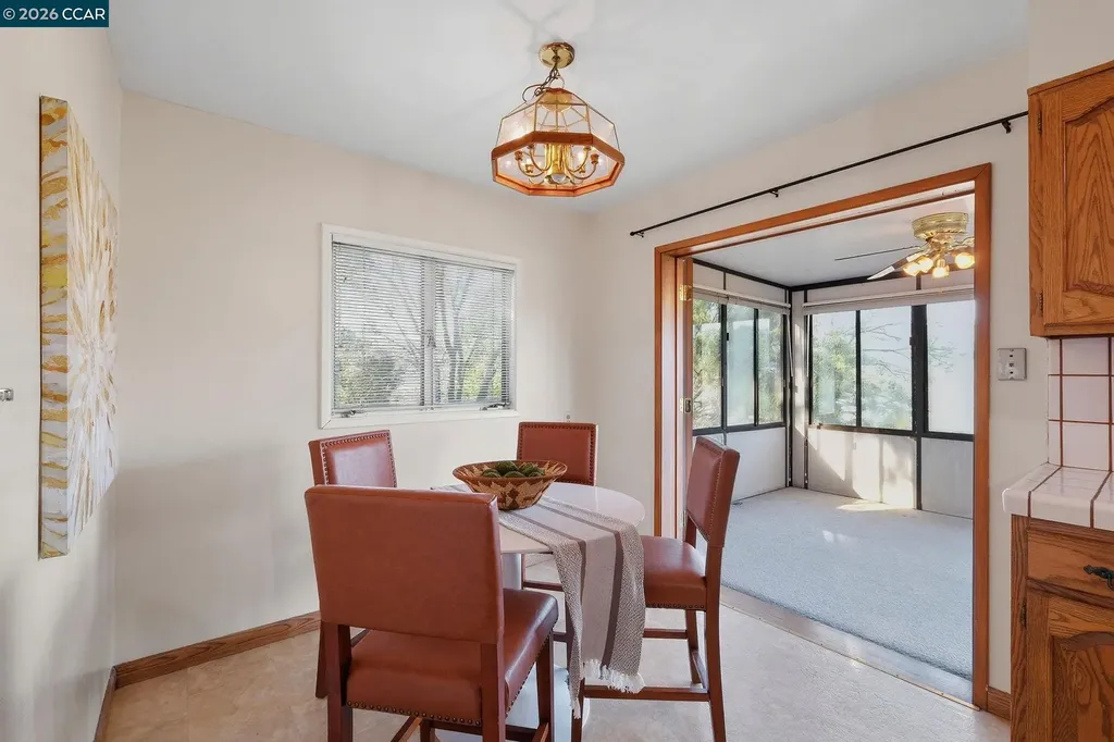 1021 Ulfinian Way Martinez CA 94553