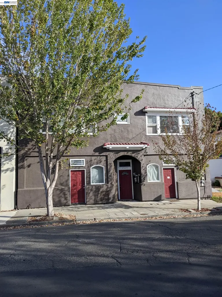 2622 Kingsland Avenue Oakland CA 94619