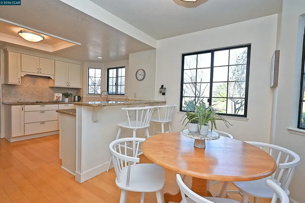 137 Haslemere Lafayette CA 94549