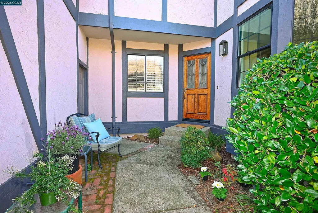 137 Haslemere Lafayette CA 94549