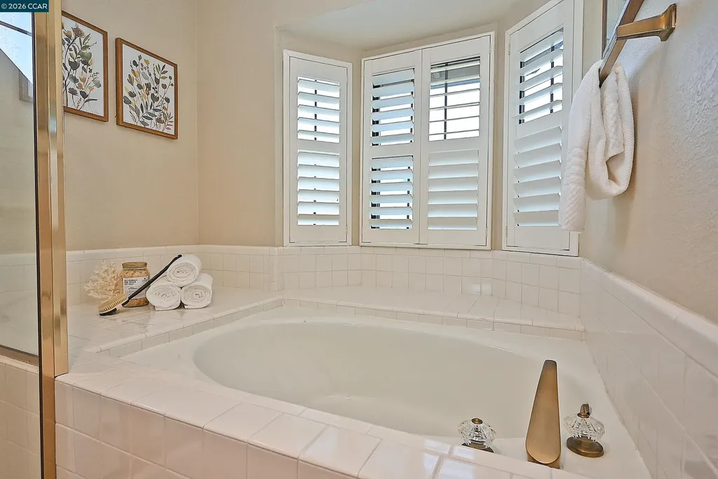 137 Haslemere Lafayette CA 94549
