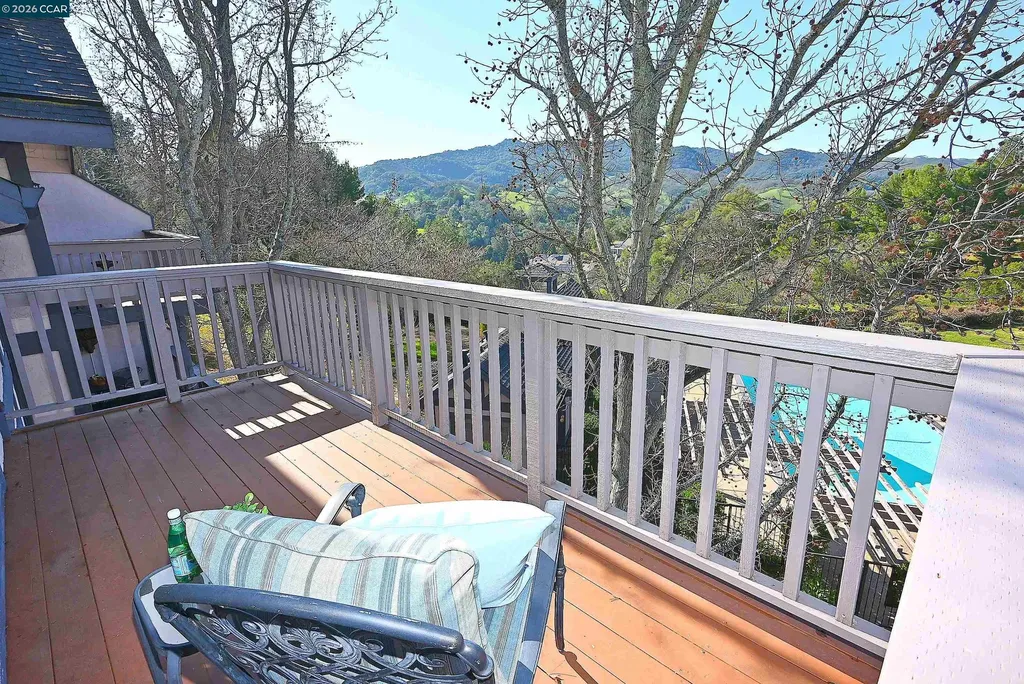137 Haslemere Lafayette CA 94549