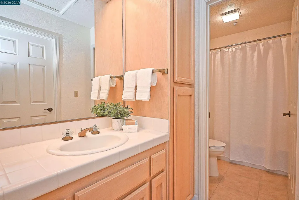 137 Haslemere Lafayette CA 94549