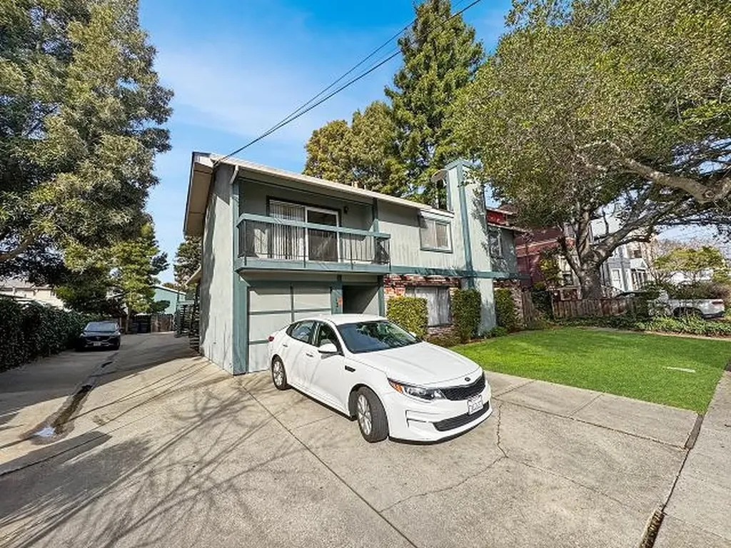 1211 Paru Street Alameda CA 94501