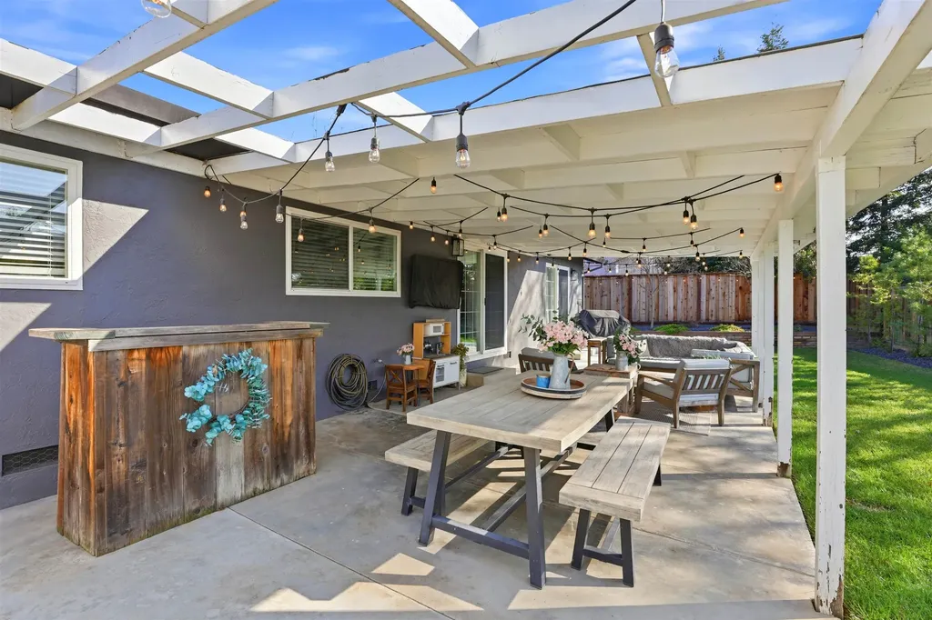 563 Cinnabar Drive Livermore CA 94550