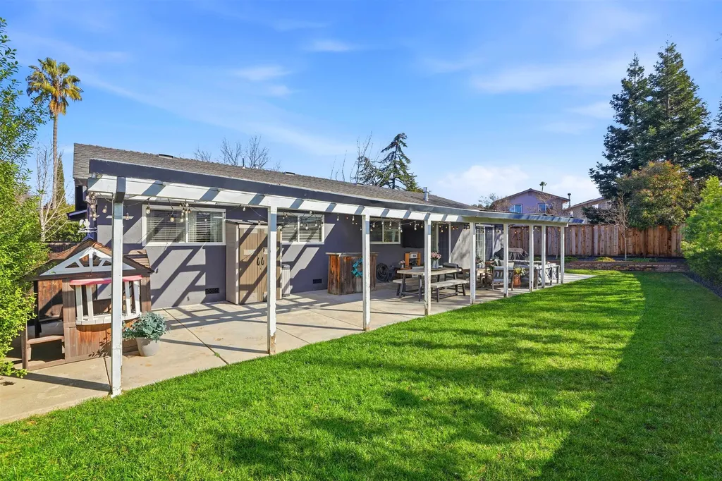 563 Cinnabar Drive Livermore CA 94550