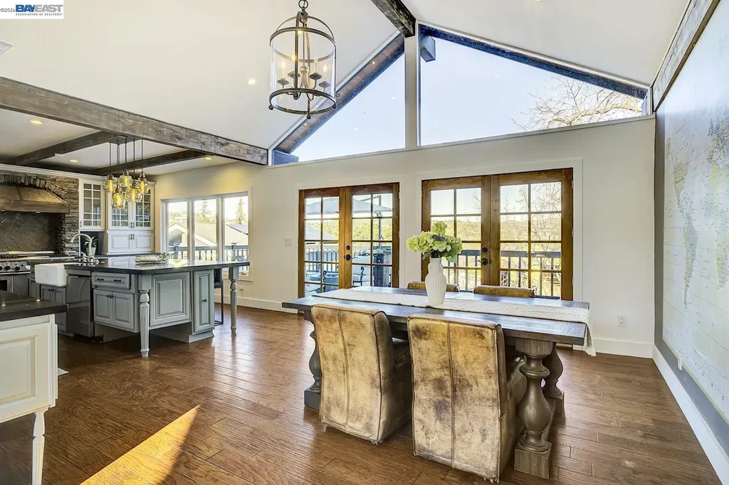 19029 Carlton Avenue Castro Valley CA 94546