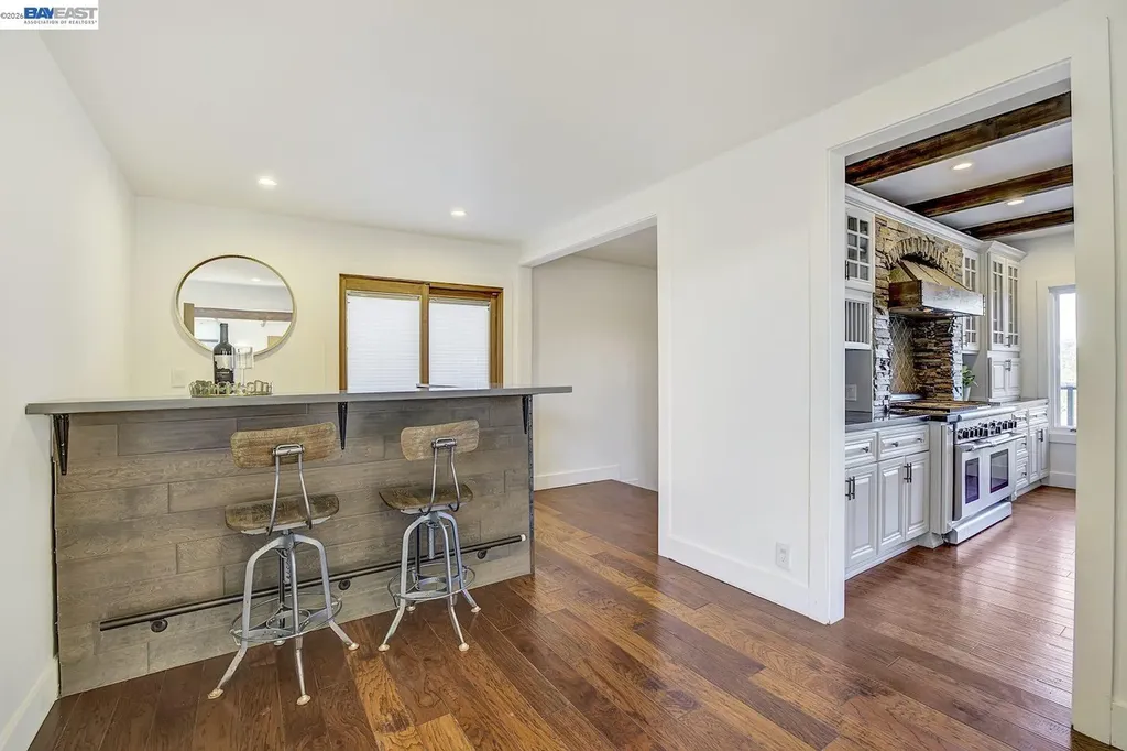 19029 Carlton Avenue Castro Valley CA 94546