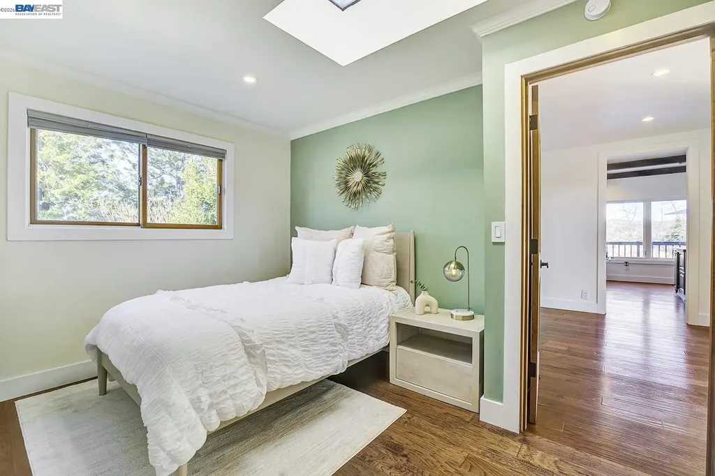 19029 Carlton Avenue Castro Valley CA 94546