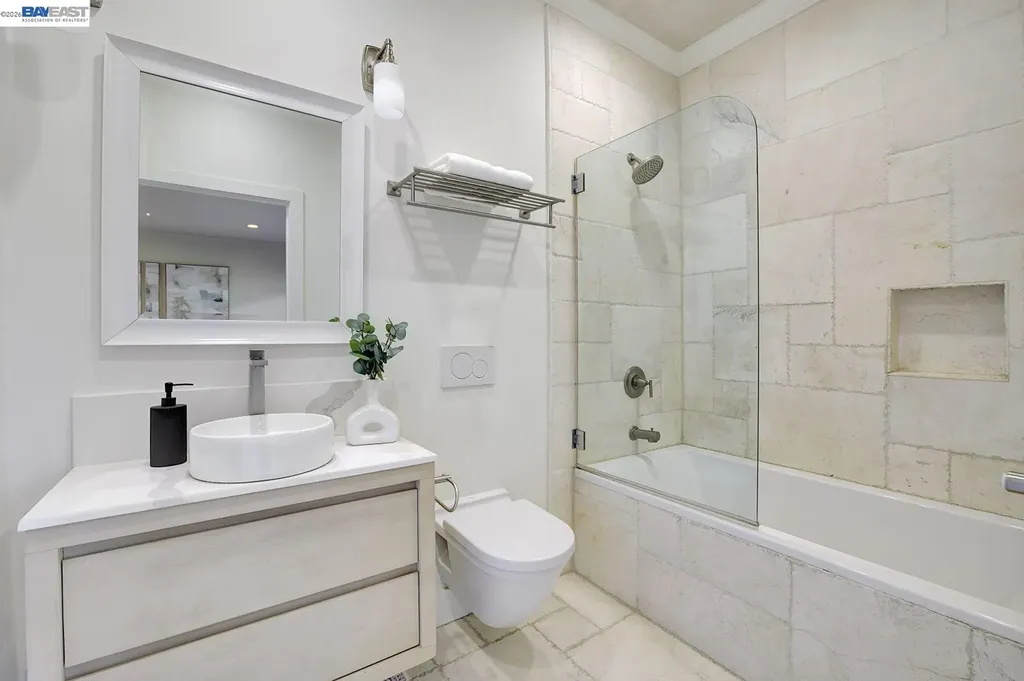 19029 Carlton Avenue Castro Valley CA 94546