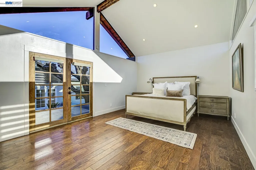 19029 Carlton Avenue Castro Valley CA 94546