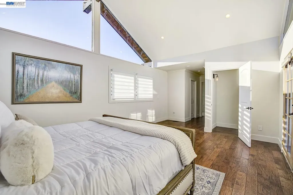19029 Carlton Avenue Castro Valley CA 94546