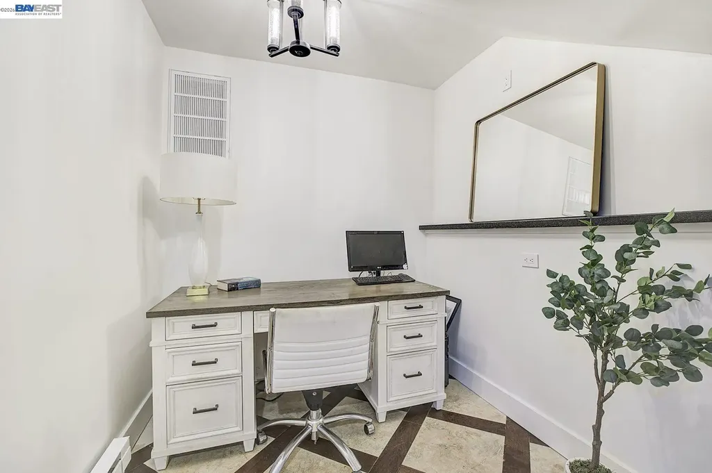 19029 Carlton Avenue Castro Valley CA 94546