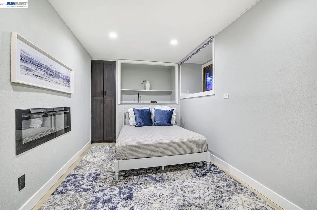 19029 Carlton Avenue Castro Valley CA 94546