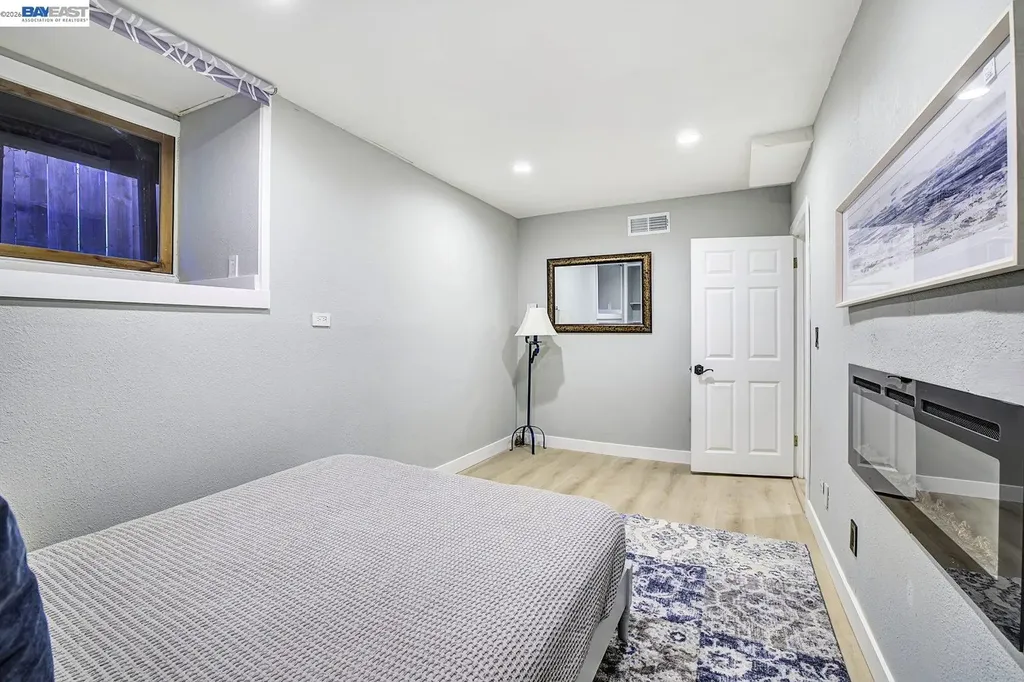 19029 Carlton Avenue Castro Valley CA 94546