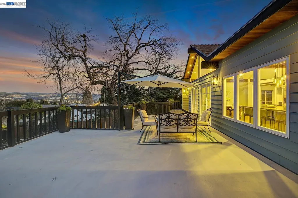 19029 Carlton Avenue Castro Valley CA 94546