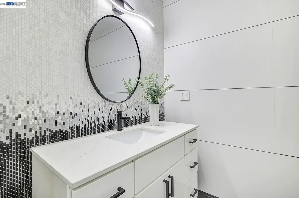 19029 Carlton Avenue Castro Valley CA 94546