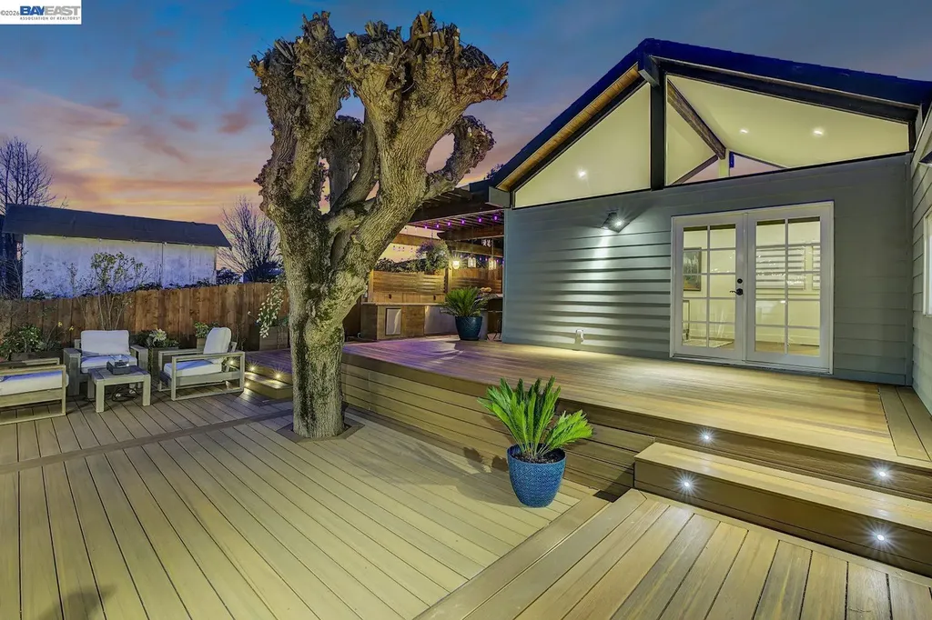 19029 Carlton Avenue Castro Valley CA 94546