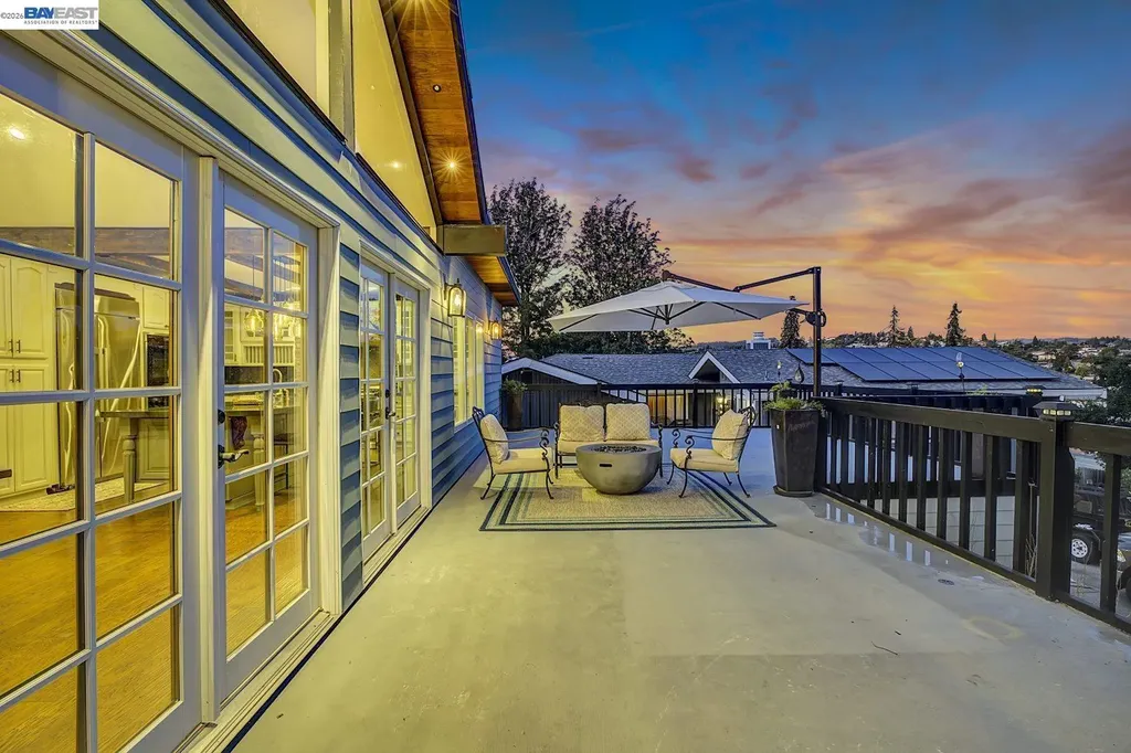 19029 Carlton Avenue Castro Valley CA 94546