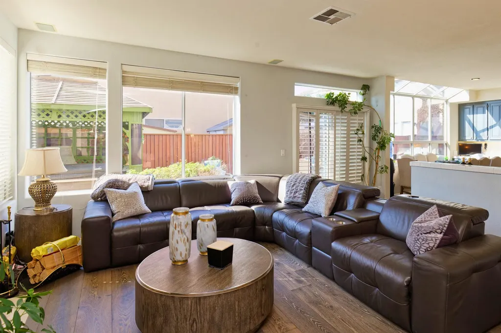 15109 Shining Star Lane San Leandro CA 94579