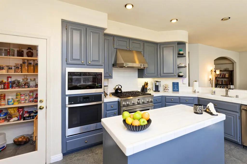 15109 Shining Star Lane San Leandro CA 94579