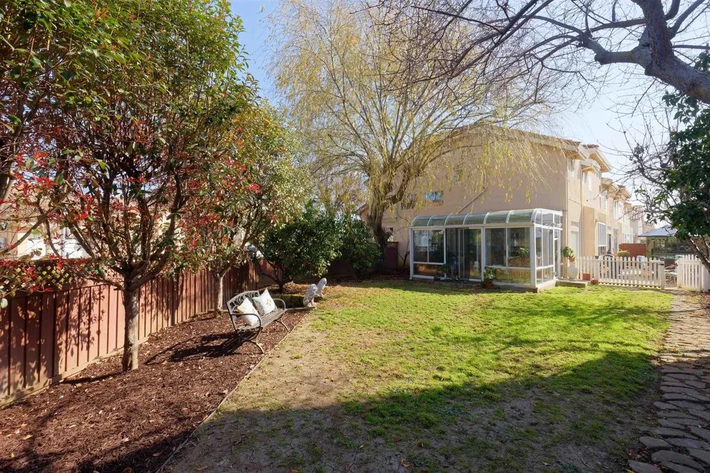 15109 Shining Star Lane San Leandro CA 94579