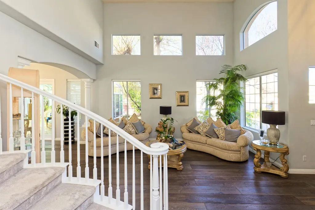 15109 Shining Star Lane San Leandro CA 94579