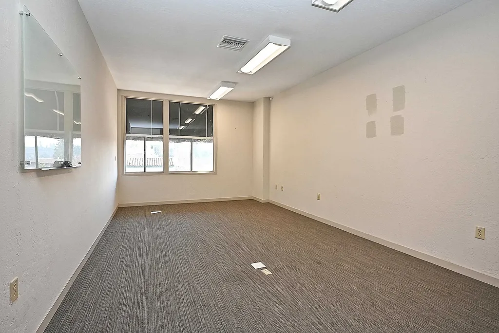 6211 La Salle Avenue Oakland CA 94611