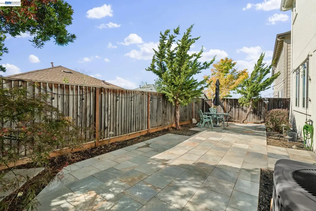 663 Falling Star Drive Martinez CA 94553