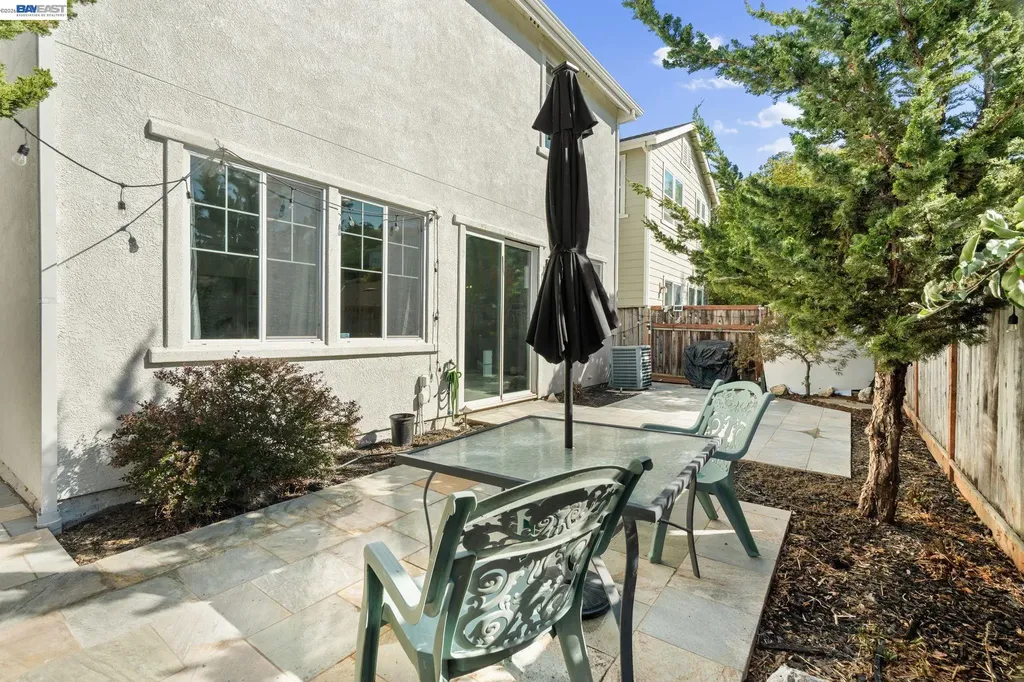 663 Falling Star Drive Martinez CA 94553