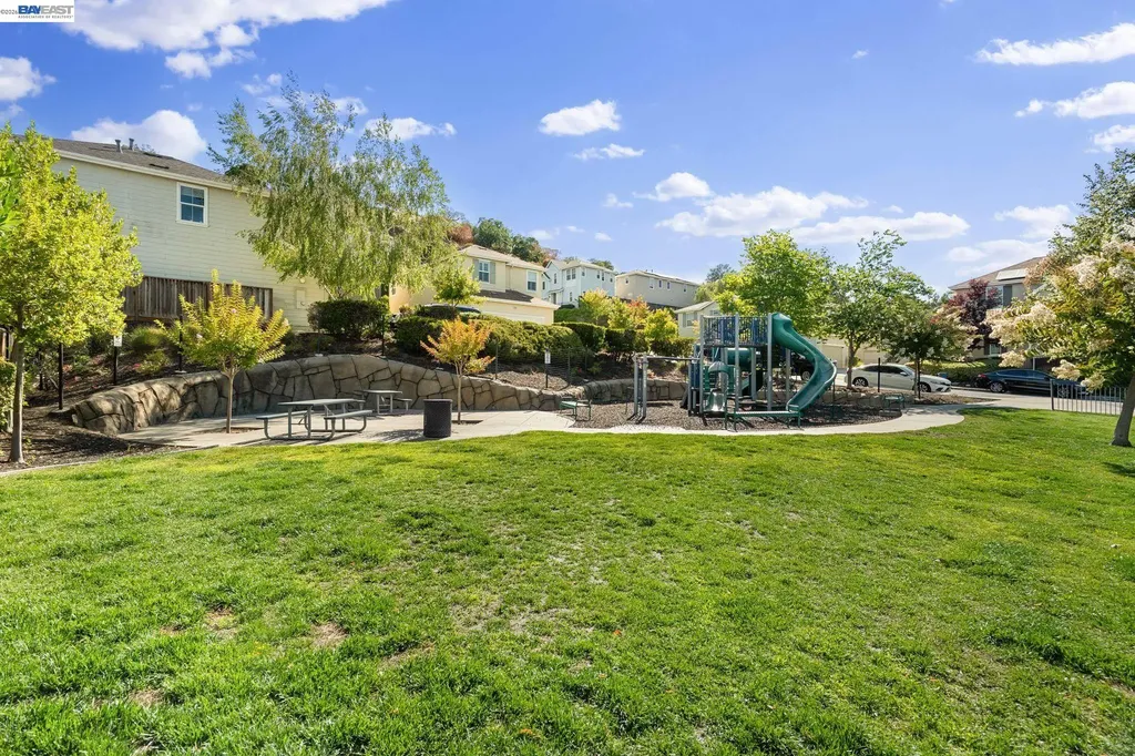663 Falling Star Drive Martinez CA 94553