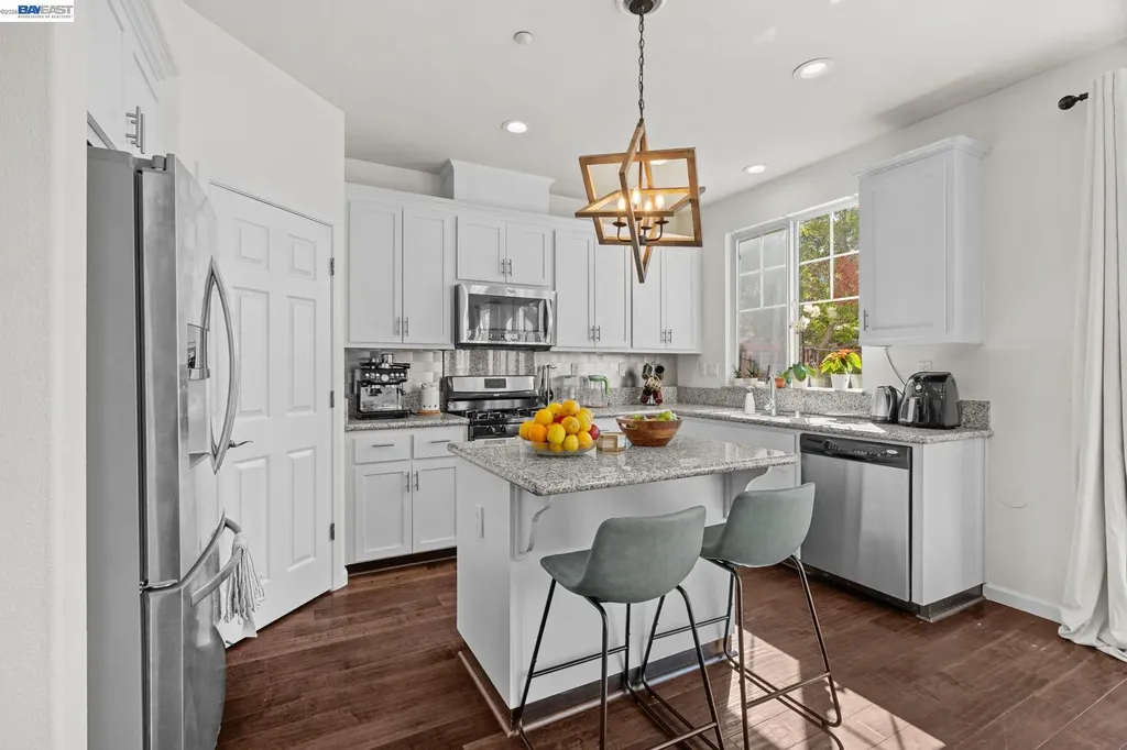 663 Falling Star Drive Martinez CA 94553