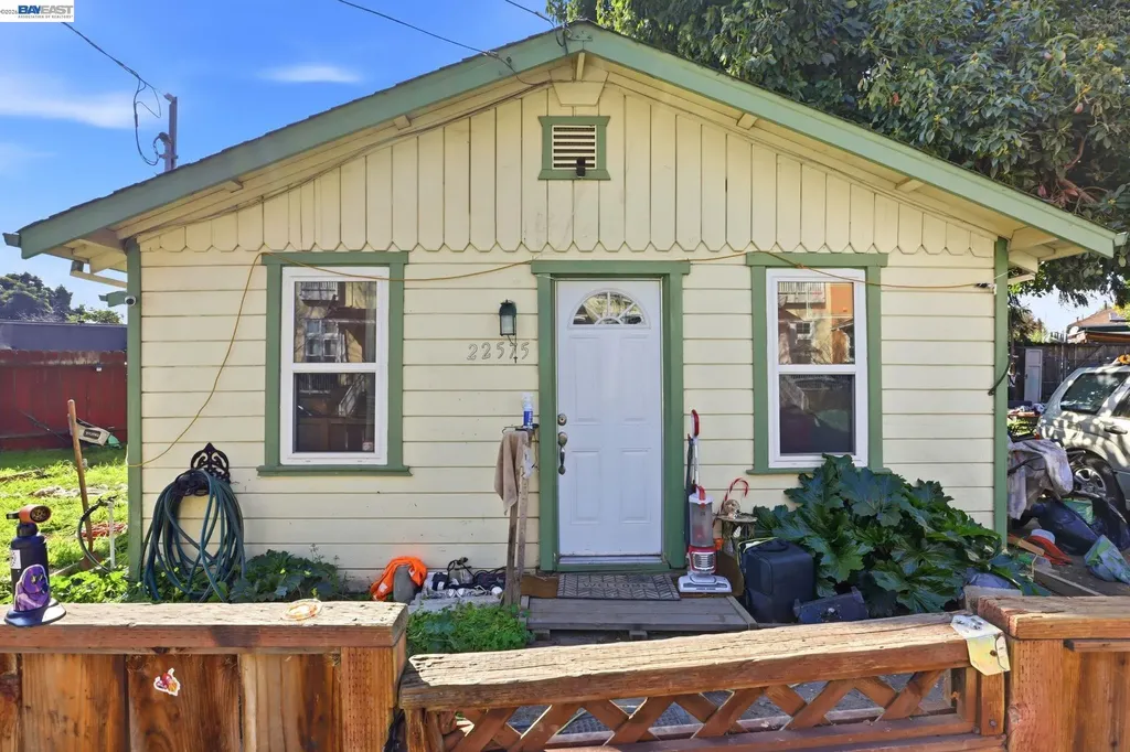 22575 Amador Street Hayward CA 94541