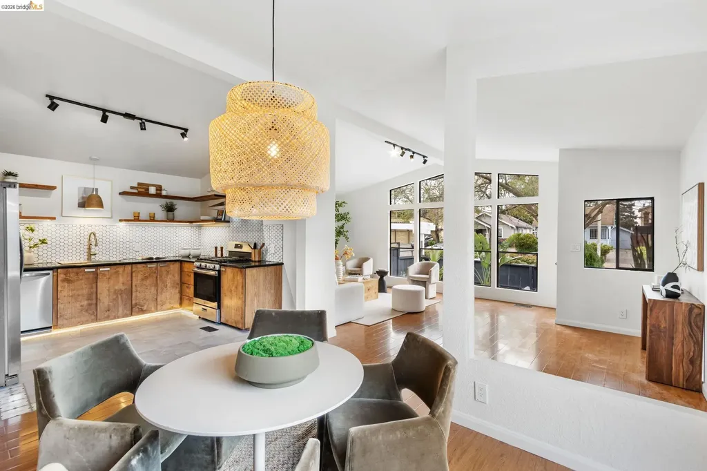 3723 35th Avenue Oakland CA 94619