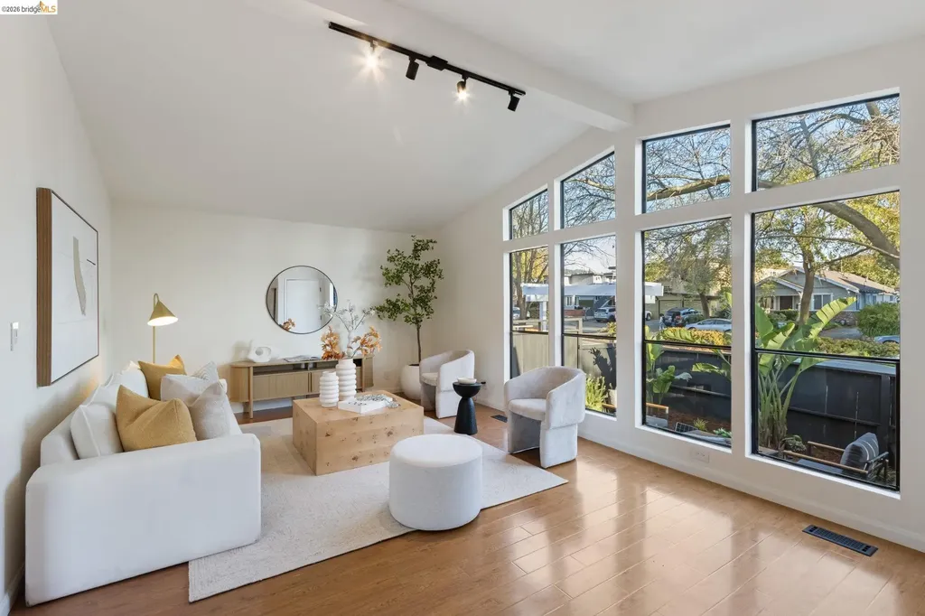 3723 35th Avenue Oakland CA 94619