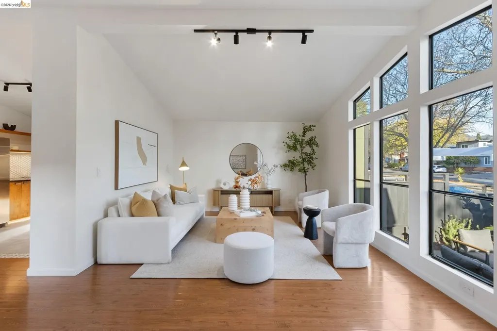 3723 35th Avenue Oakland CA 94619