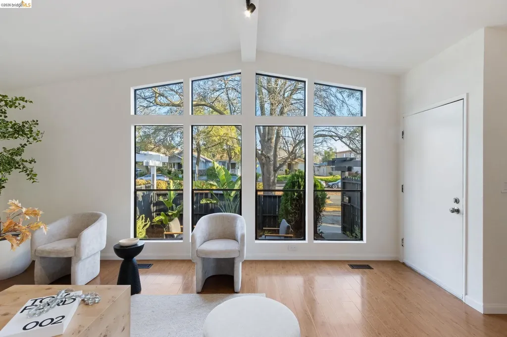 3723 35th Avenue Oakland CA 94619