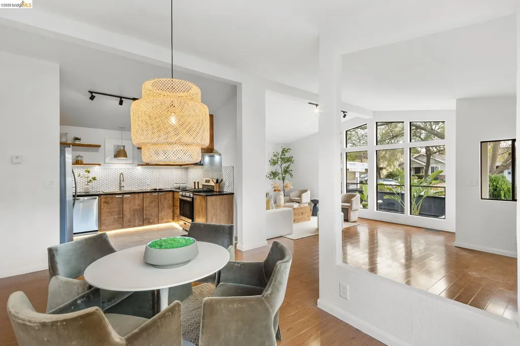 3723 35th Avenue Oakland CA 94619