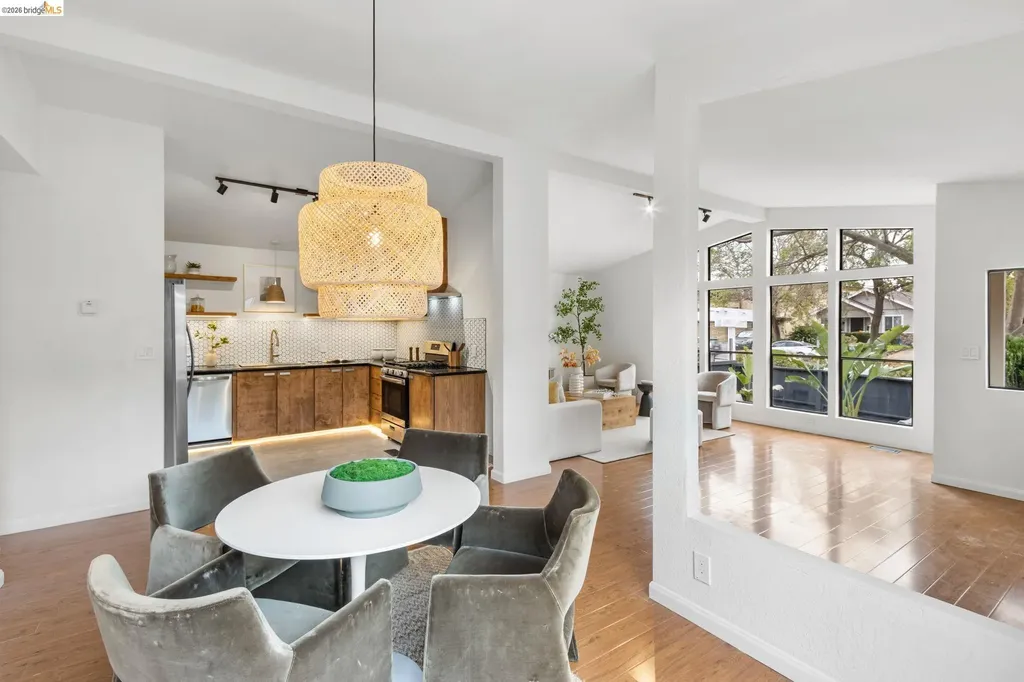 3723 35th Avenue Oakland CA 94619