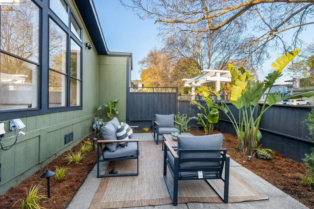 3723 35th Avenue Oakland CA 94619